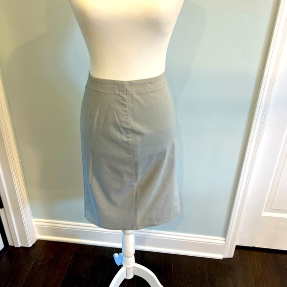 Max Studio High Waisted Pencil Skirt Stretch in Pale Grey Color Size Large - Picture 1 of 9
